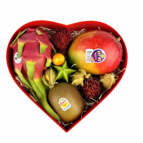 Набір фруктів Love is... medium 1шт